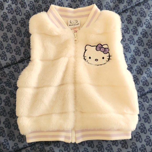 Children's Hello Kitty Faux Fur Vest Size 4 - Picture 1 of 9